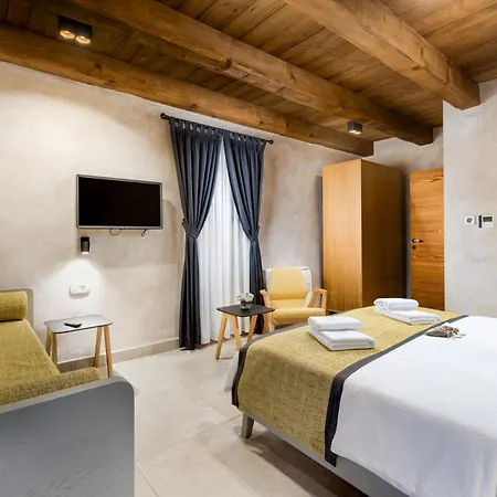 Luxury Jerini Barn