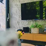 Luxury Jerini Barn Bajcici