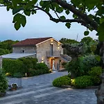 Luxury Jerini Barn Vila Bajcici