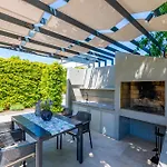 Luxury Jerini Barn *