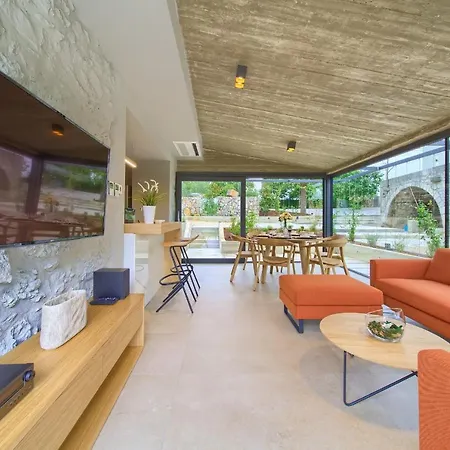 Villa Luxury Jerini Barn