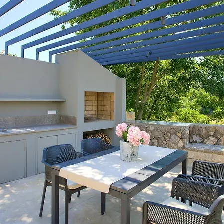 Luxury Jerini Barn Bajcici