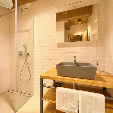Luxury Jerini Barn Bajcici