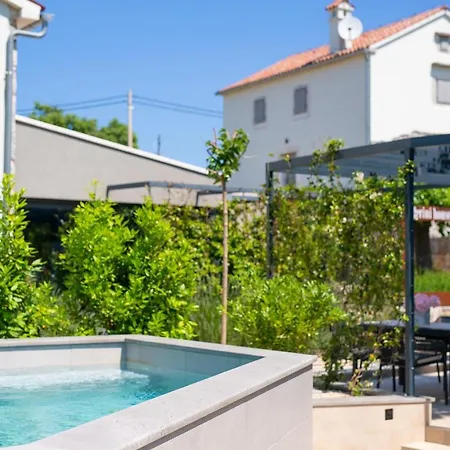 Luxury Jerini Barn Bajcici