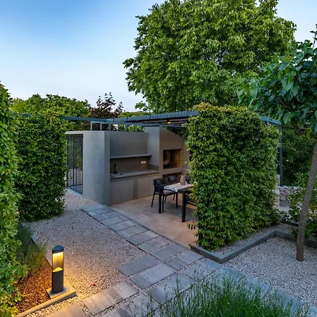 Βίλα Luxury Jerini Barn *