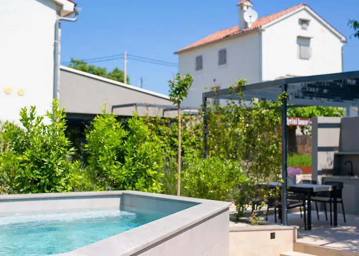 Luxury Jerini Barn Bajcici