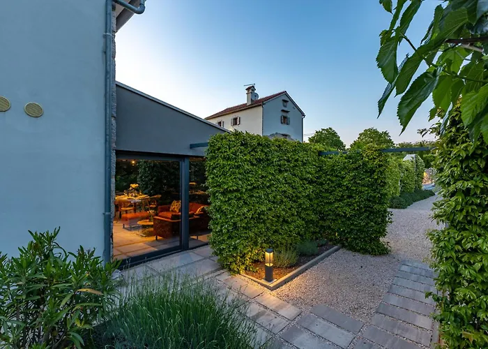 Βίλα Luxury Jerini Barn *