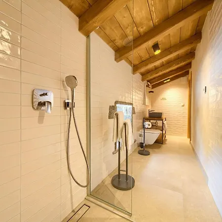 Luxury Jerini Barn *